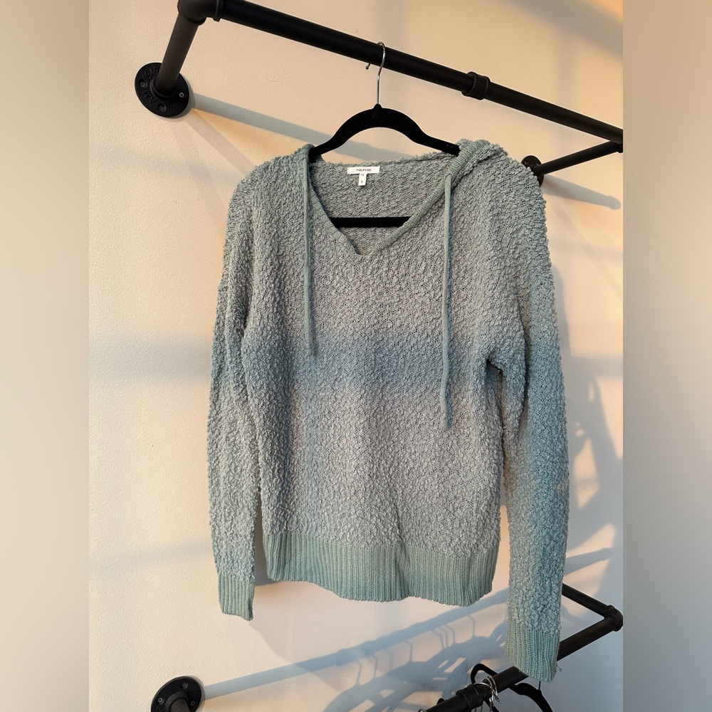 Maurice’s Gray hoodie sweater🐭